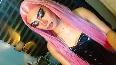 miss yasii online show from May 19, 2:02 pm