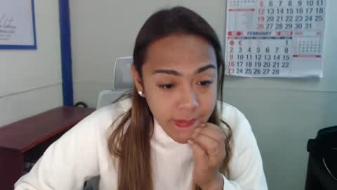 your_dreamgirlxxx69 online show from February 4, 12:19 am