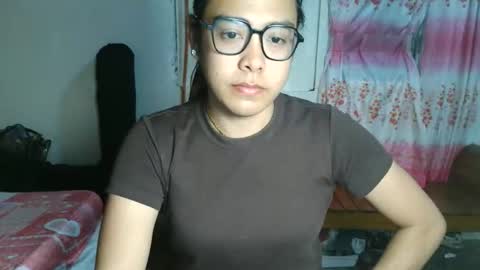 your_dreamgirlxxx69 online show from October 4, 11:22 am