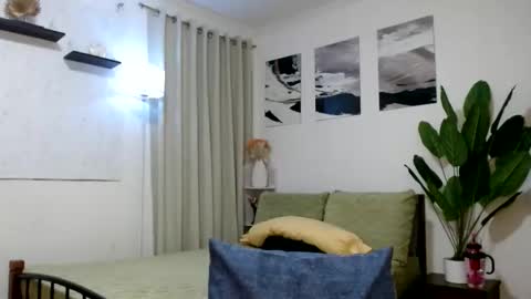 LEXI online show from June 7, 4:09 am