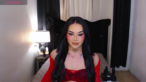 kim online show from March 3, 10:33 am