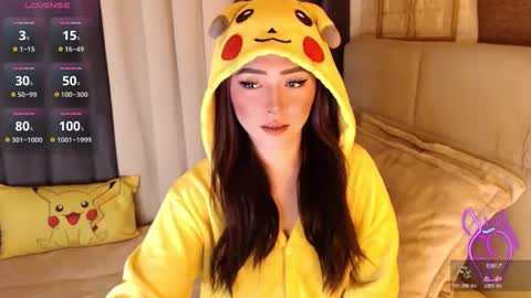 JEN  online show from May 9, 10:55 am