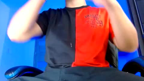 yourfavorite_bigclit online show from June 9, 9:25 pm