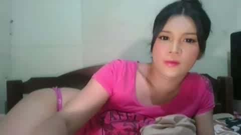 mimi online show from May 10, 9:53 pm