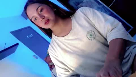 PEARL online show from December 1, 3:53 am