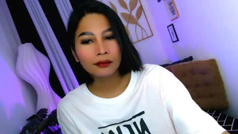 yourprettybella_ts online show from May 22, 10:44 am