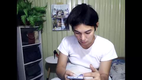 yoursubmissive_larah online show from May 17, 4:17 pm