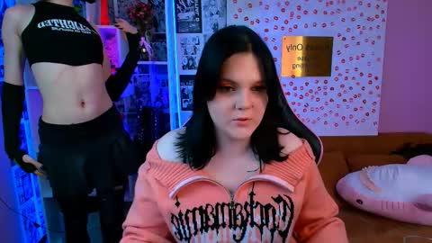 Yumeliko online show from May 21, 6:37 pm