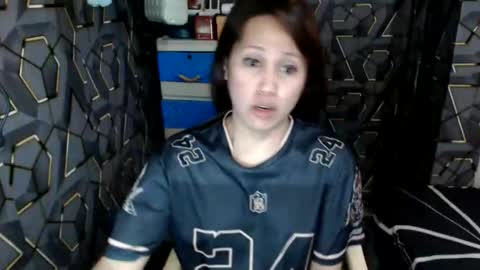 yumi online show from May 26, 2:08 am