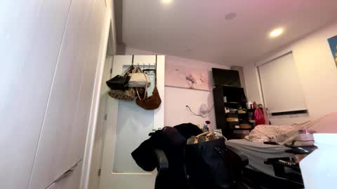 BbyTSSLut online show from May 26, 7:27 am