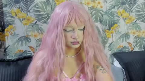 Yuri Kay online show from May 16, 7:57 pm