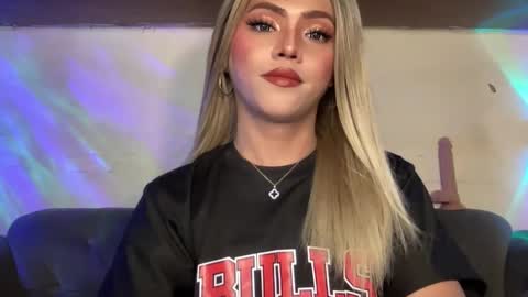 Miss Cali online show from October 26, 7:54 pm