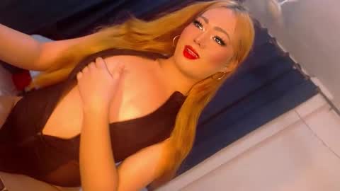 zemi_max online show from May 29, 8:13 am