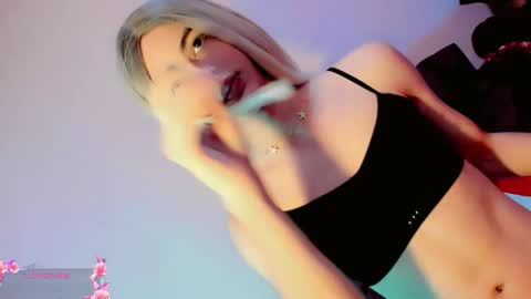 ZOE online show from March 15, 1:14 pm