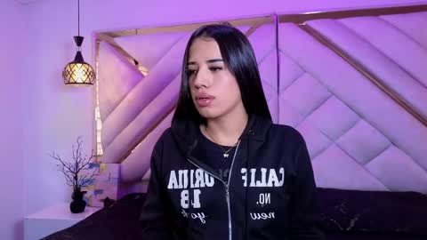 Zoe online show from May 11, 1:16 pm