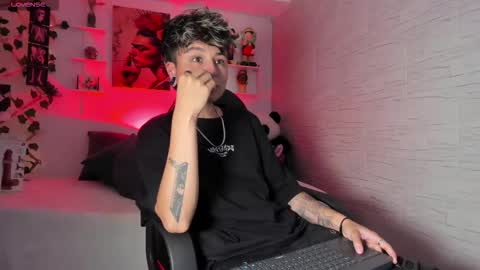 Zury Ramirez online show from November 1, 8:17 pm