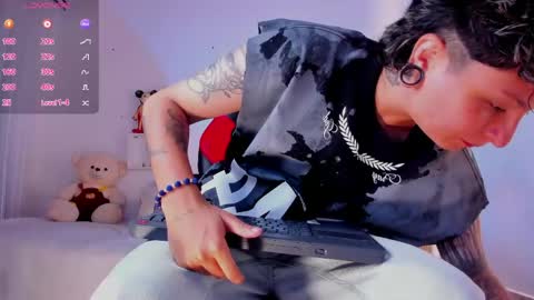 Zury Ramirez online show from May 10, 2:33 pm