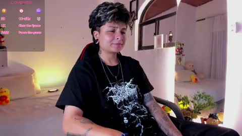 Zury Ramirez online show from May 14, 7:44 pm
