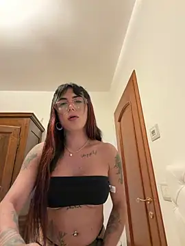 missdirtyhot  online show from May 10, 6:13 pm