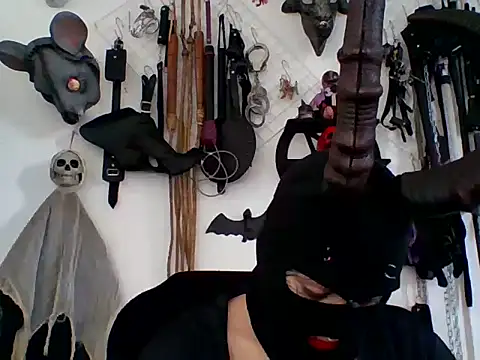 FeticheMacabre online show from May 1, 4:00 pm