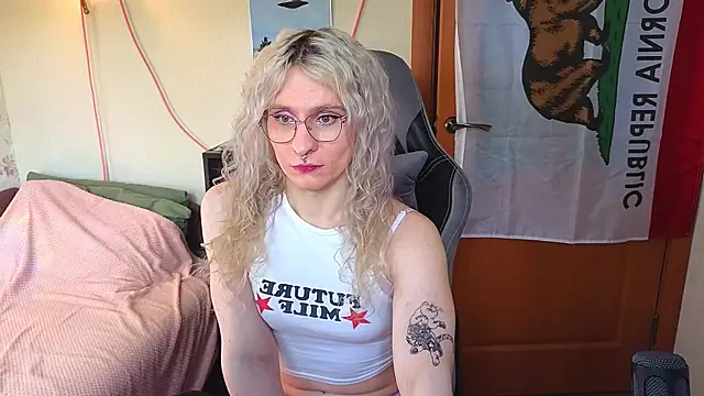 Lori Myaf online show from May 22, 3:08 pm