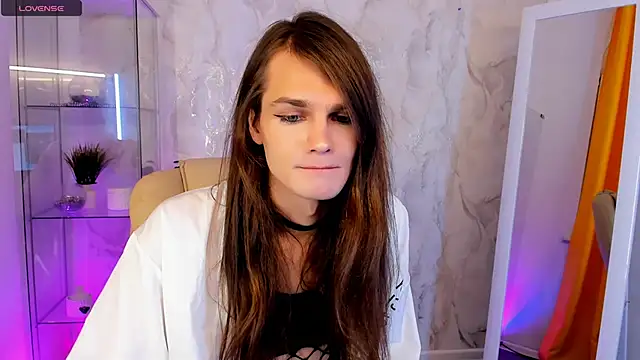 Will Will  online show from October 28, 5:49 am