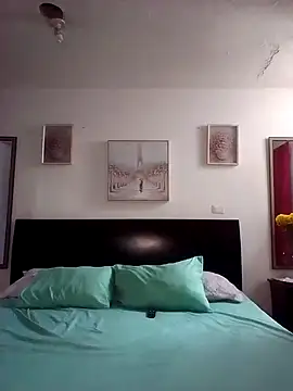 Cameron puppy online show from September 18, 3:50 pm