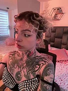 Bonnie vega online show from May 6, 9:43 pm