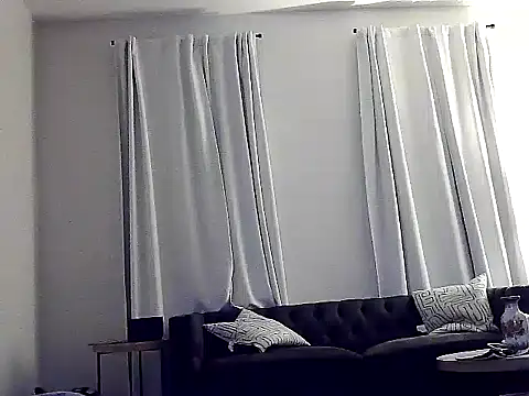 Snapshot of CaramelDipper chatting on March 18, 6:21 am CaramelDipper online show from March 18, 6:21 am