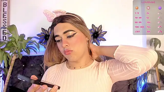 candy canne   online show from February 4, 8:49 pm