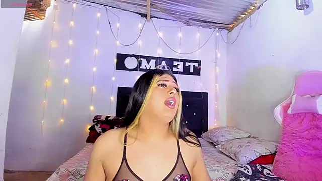 blonde girl01 online show from February 25, 4:11 pm