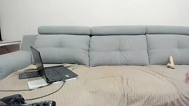 Kristina Sinclair online show from January 30, 9:04 pm