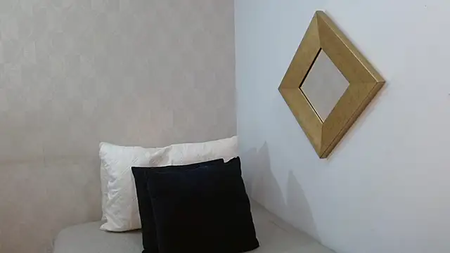 dayis butera online show from September 19, 11:27 am