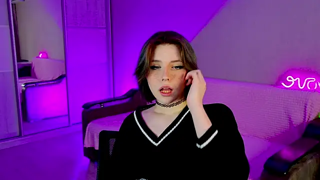 Alisa Black Star online show from January 15, 8:20 am