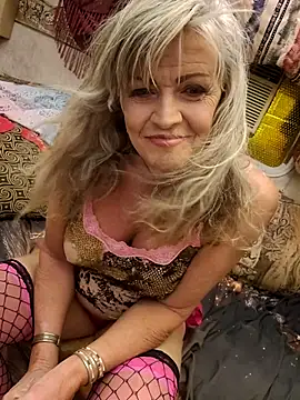 annika lately online show from May 16, 4:21 am