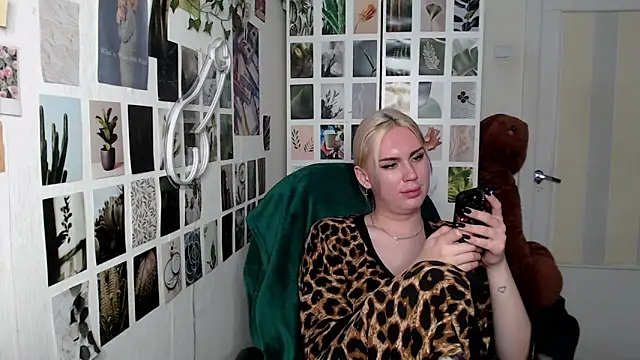 CapriScorpion online show from October 24, 5:29 pm