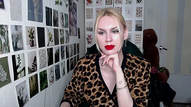 CapriScorpion online show from May 10, 4:12 pm