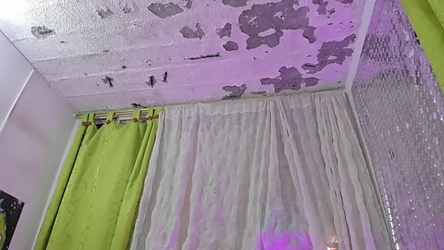 Snapshot of Megan_Miles02 chatting on January 12, 6:49 am Megan Miles02 online show from January 12, 6:49 am