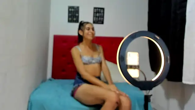 brenda sofia2 online show from March 4, 11:41 pm