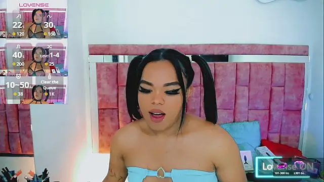 KayleighDreams  online show from May 10, 3:33 am