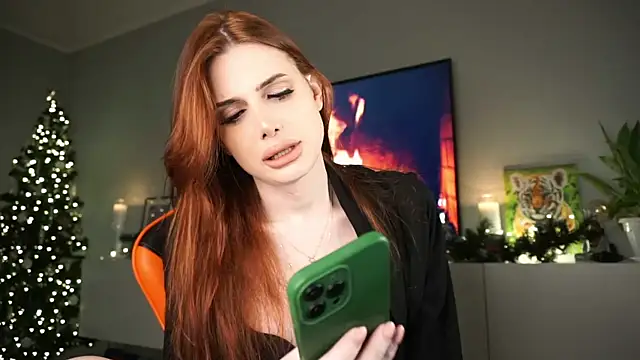 Snapshot of Foxy_irene chatting on January 25, 2:30 pm Foxy irene online show from January 25, 2:30 pm