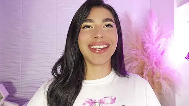 IsabelleFoxx  online show from January 12, 10:39 pm