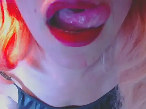 LorenJade online show from May 16, 8:01 am