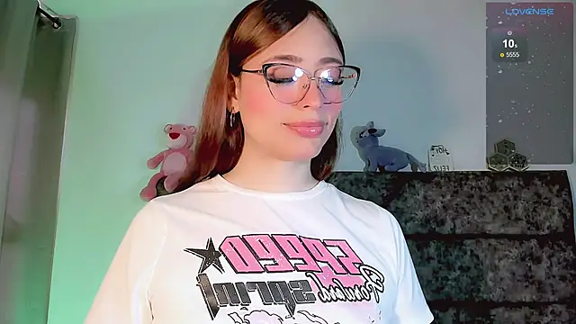 Valentina Alba online show from May 21, 6:37 pm