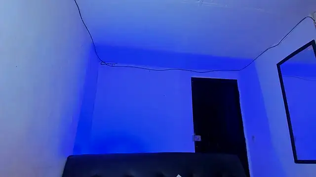 emperatrizhotwolf online show from March 11, 8:30 am