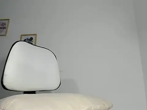 engelldior online show from May 8, 8:22 am