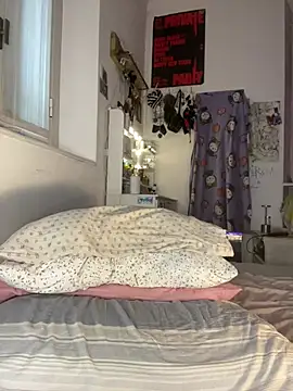 giuli zerozero online show from February 19, 1:29 pm