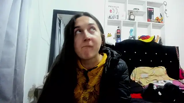 Sweet-Suck69 online show from February 20, 3:02 am