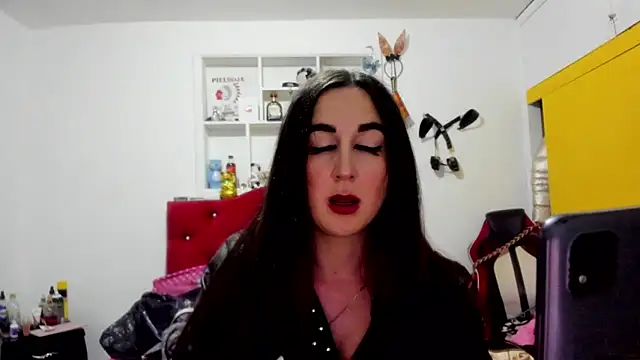 Sweet-Suck69 online show from May 6, 7:26 am