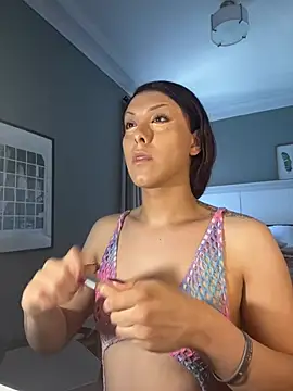 cadenfoxx111 online show from May 13, 5:22 pm